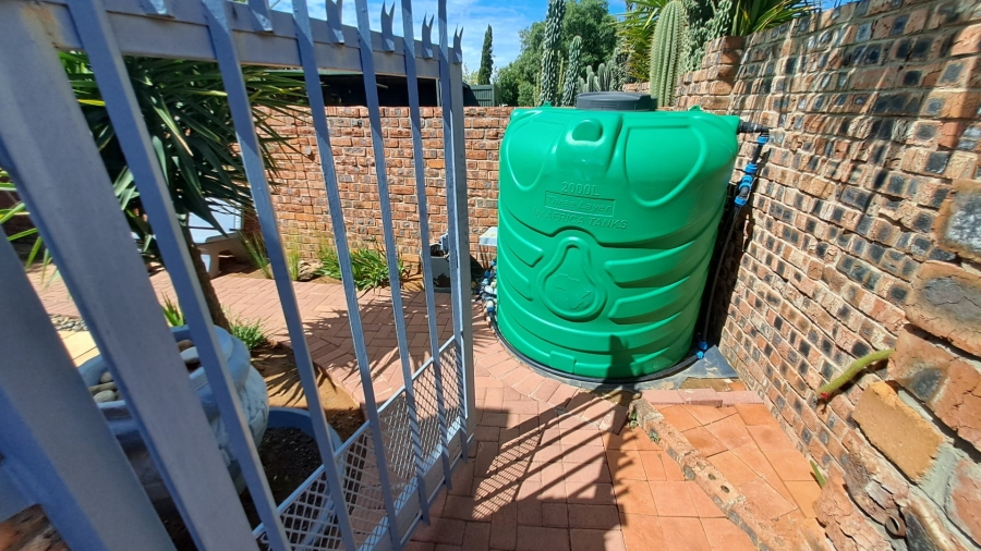 2 Bedroom Property for Sale in Pellissier Free State